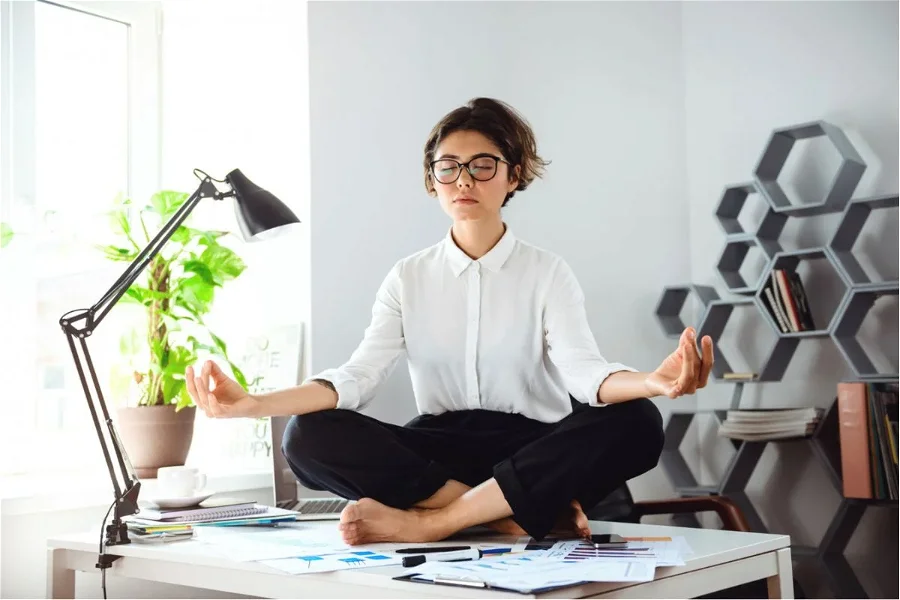 You are currently viewing 10 Manfaat Meditasi untuk Produktivitas Karyawan yang Optimal