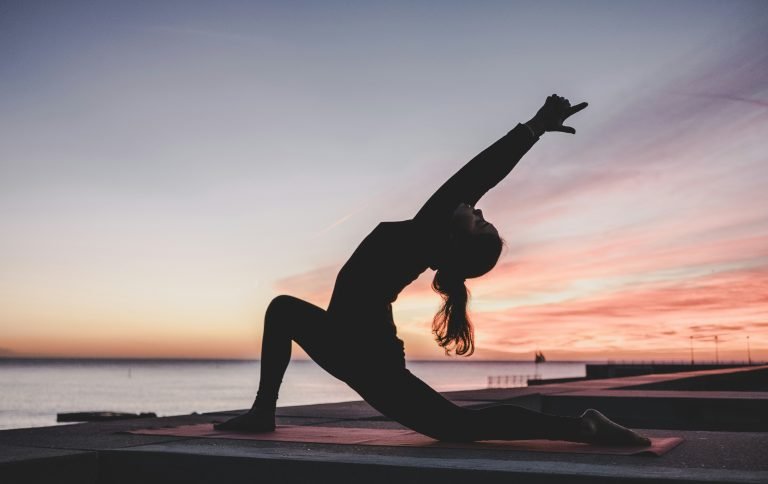 Read more about the article 5 Gerakan Yoga untuk Mengecilkan Perut dan Tipsnya