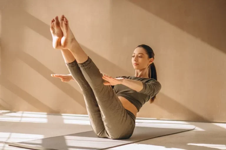 Read more about the article Gentle Yoga: Cara Menggali Keseimbangan dan Ketenangan dalam Hidup