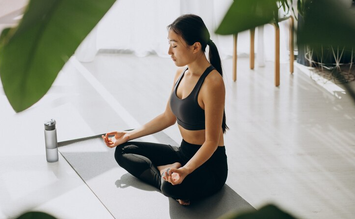 You are currently viewing 10 Manfaat Gentle Yoga untuk Kesehatan Fisik dan Mental yang Optimal